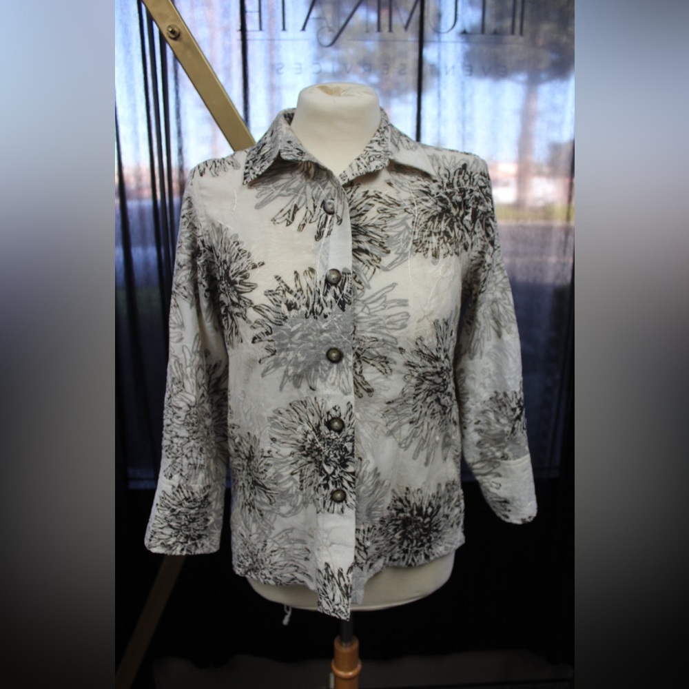 Coldwater Creek | Linen blend lightweight floral shirt~ Petite Small (6-8)